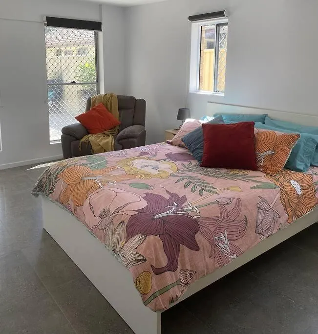 Caloundra'S Golden Beach Retreat Australia