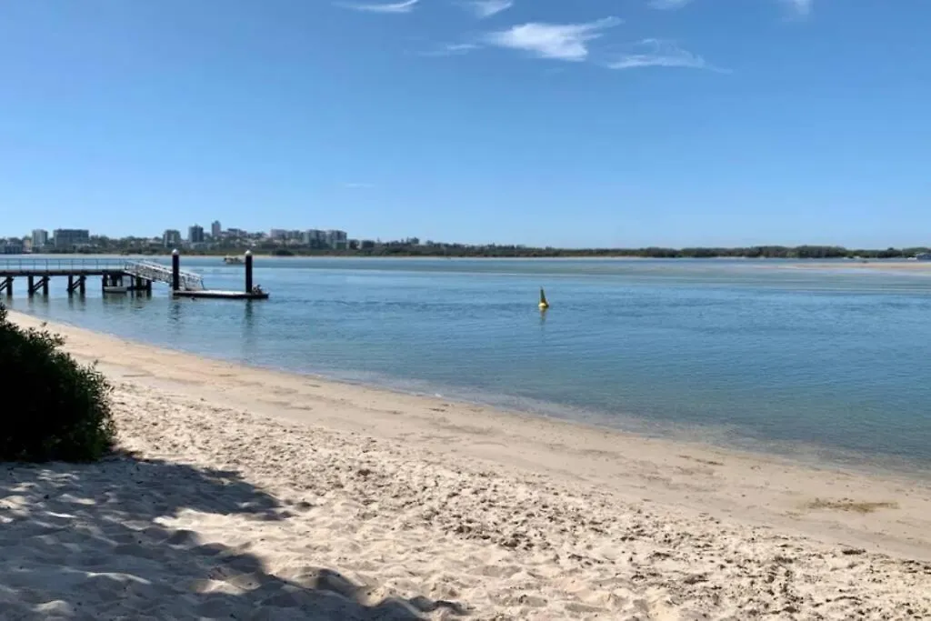 Caloundra'S Golden Beach Retreat Australia