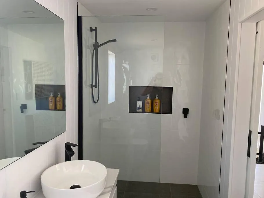 Caloundra'S Golden Beach Retreat Australia